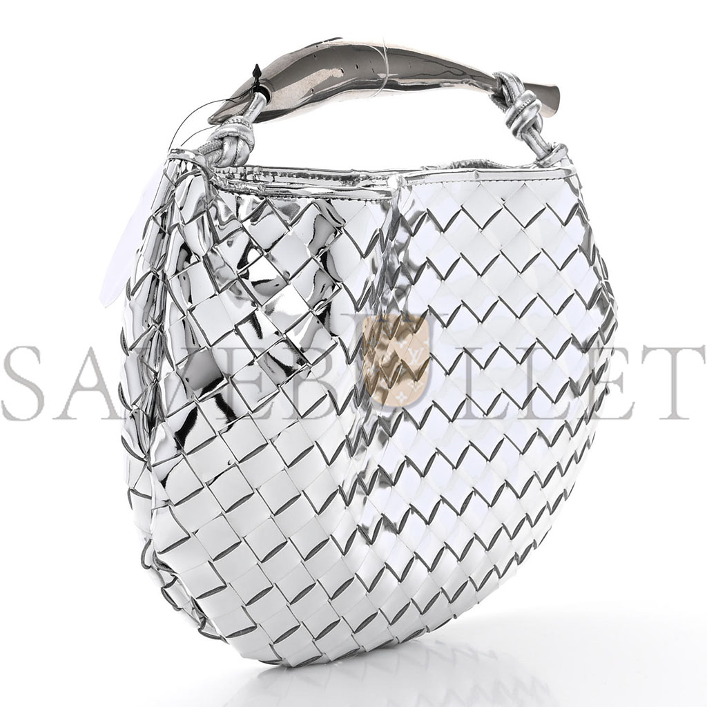 BOTTEGA VENETA MIRROR LAMINATED NAPPA INTRECCIATO SARDINE BAG SILVER (33*24*3cm) BOTTEGA VENETA MIRROR LAMINATED NAPPA INTRECCIATO SARDINE BAG SILVER (33*24*3cm)